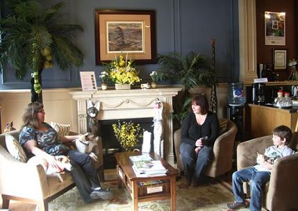 Whatcom Road Veterinary Hospital Reception seating area